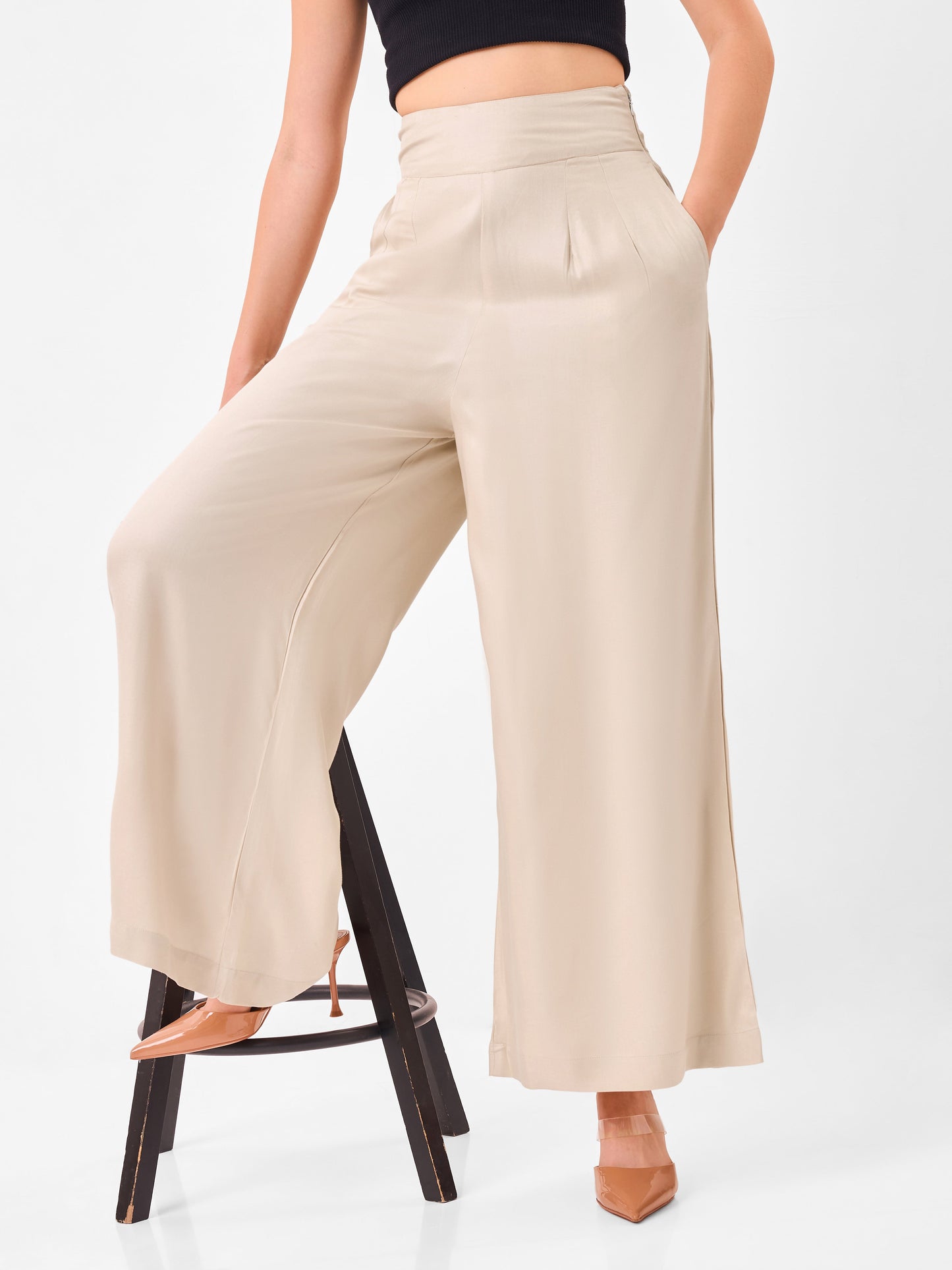 Beige & Nude