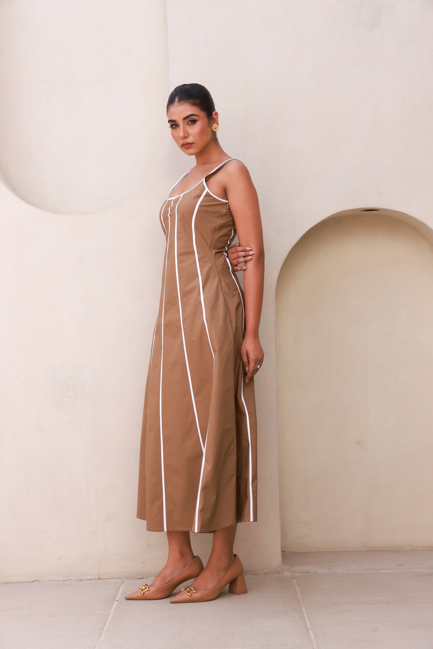 Beige & Nude