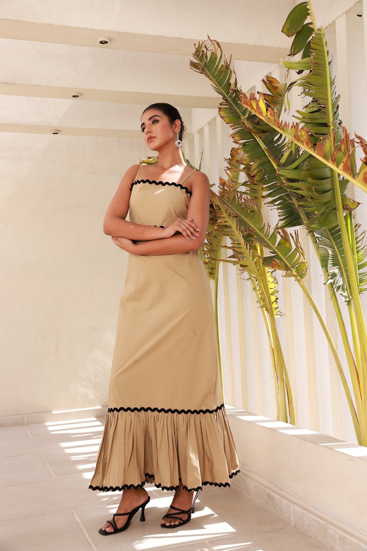 Beige & Nude