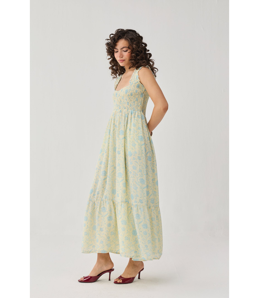 Butter yellow