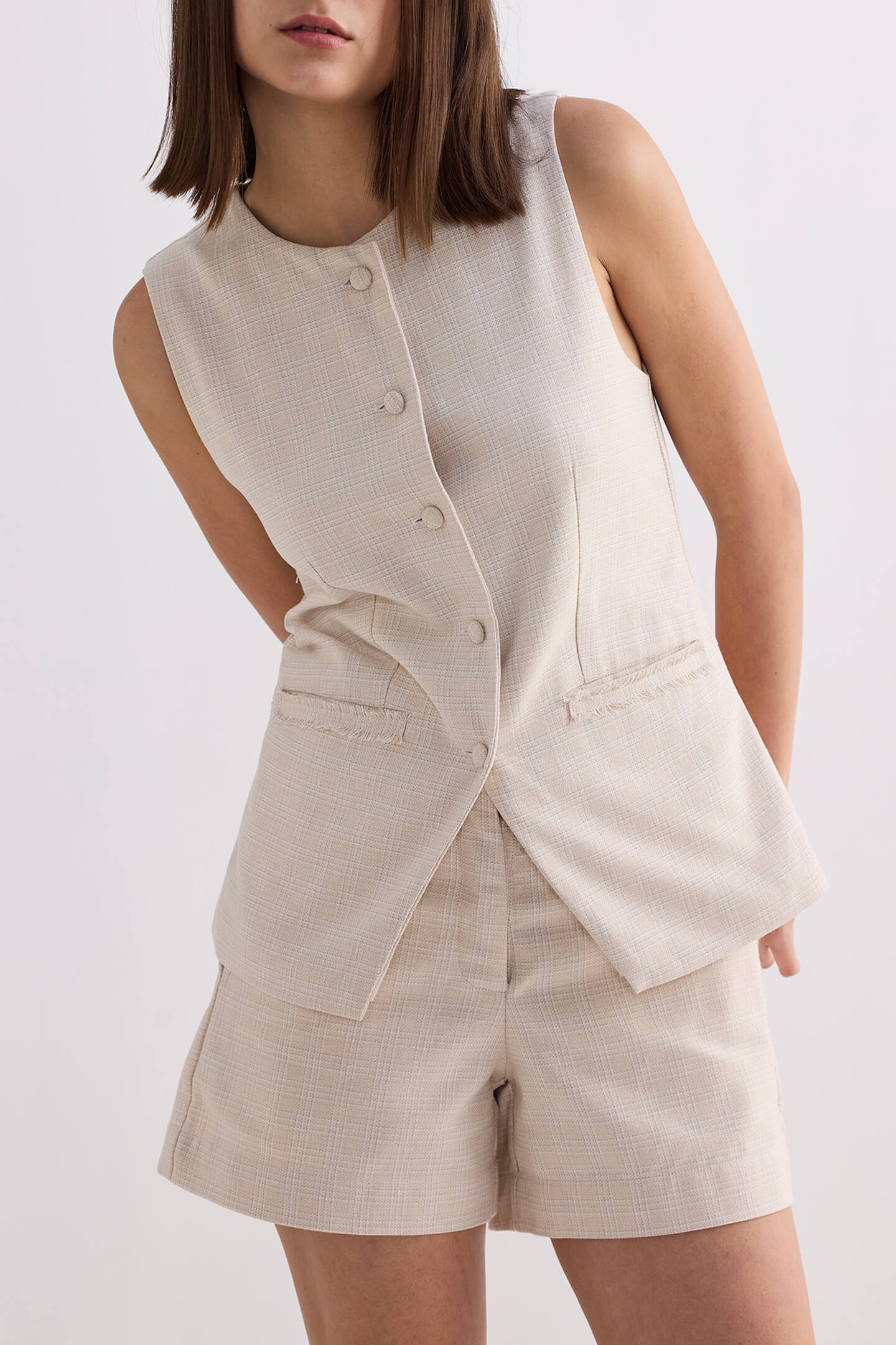Beige & Nude