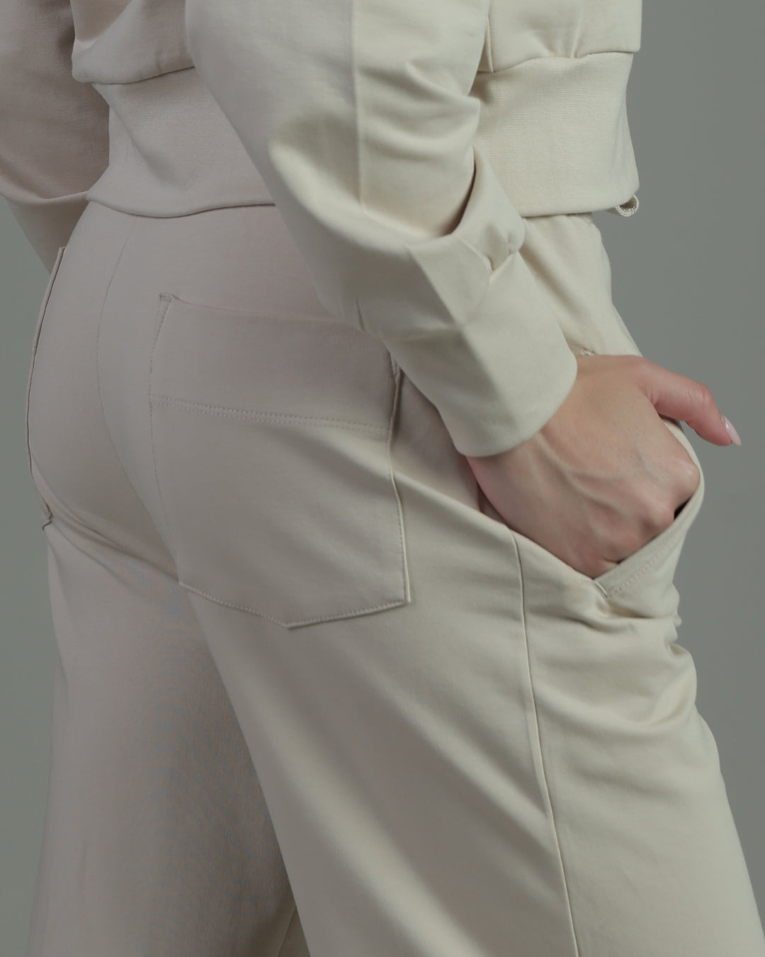 Beige & Nude