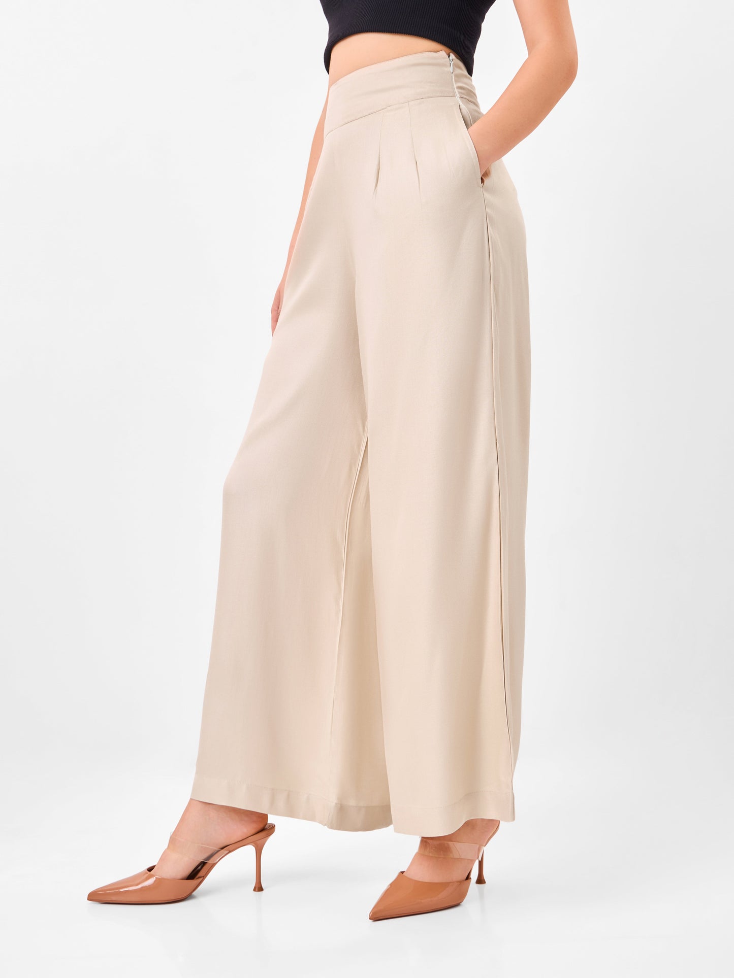 Beige & Nude