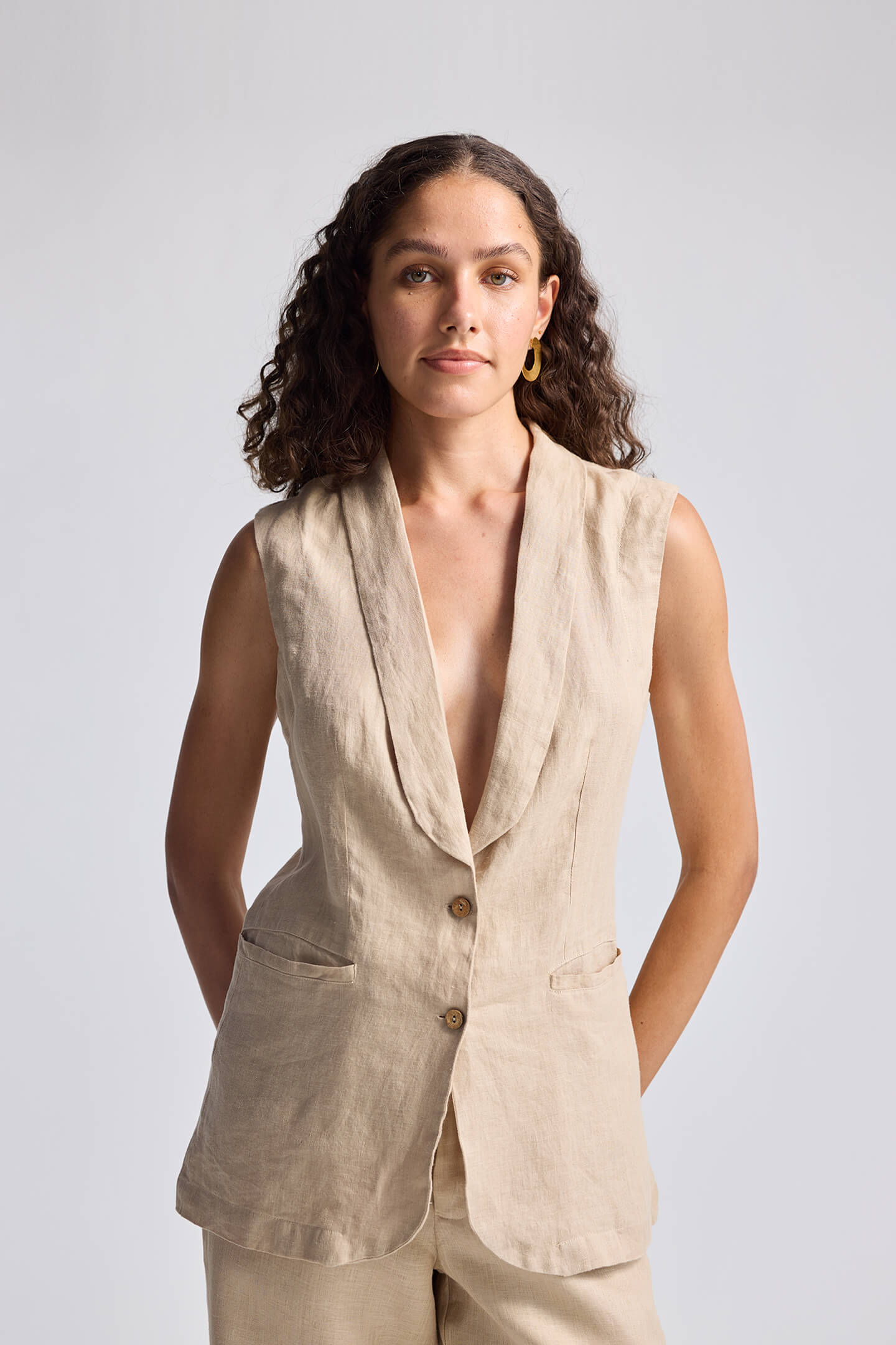 Beige & Nude