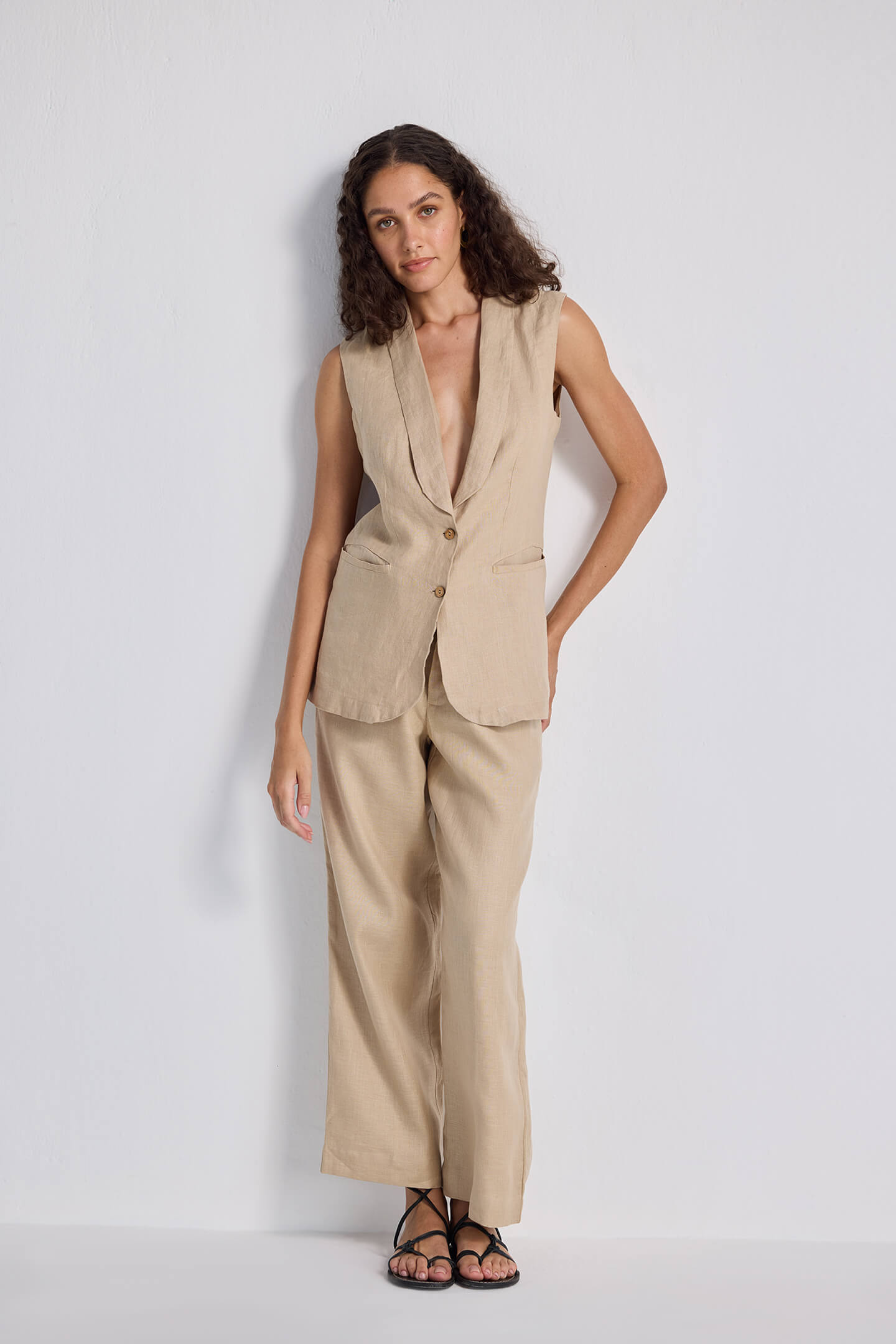 Beige & Nude