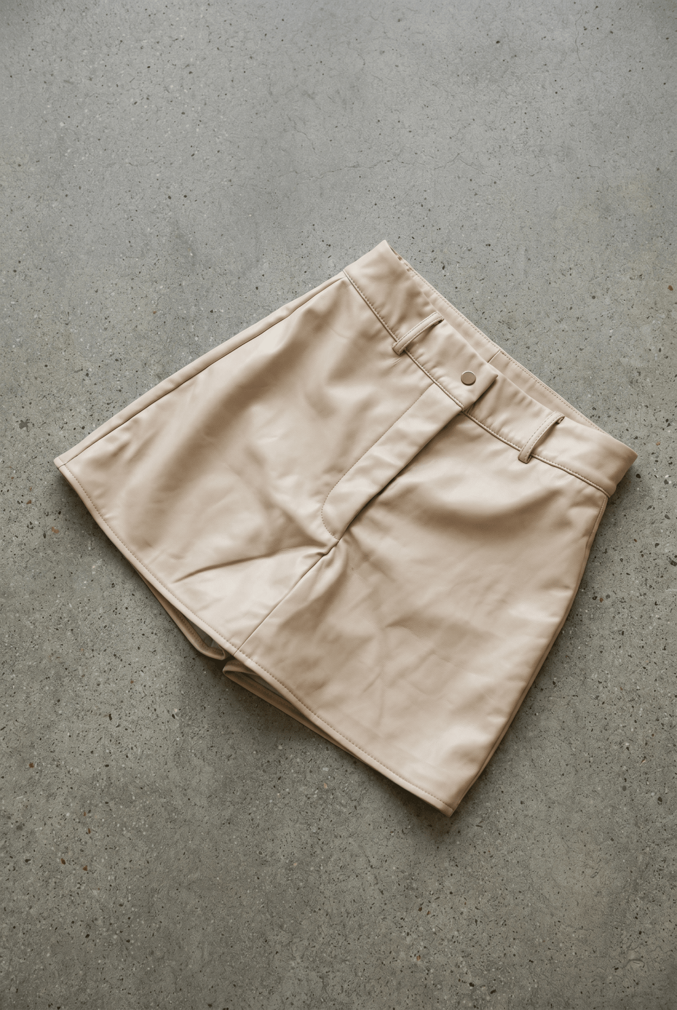 Beige & Nude