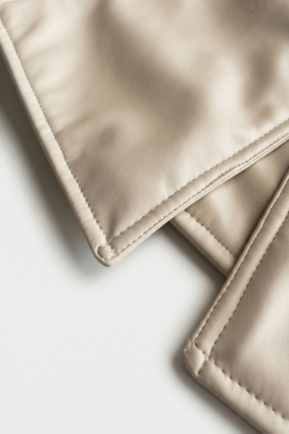 Beige & Nude